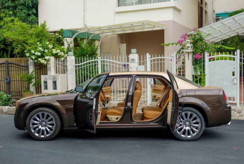 chrysler 300c thành rolls-royce hết 200 triệu của thợ việt