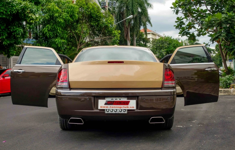 chrysler 300c thành rolls-royce hết 200 triệu của thợ việt
