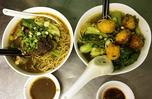 Tô mì cá viên cà ri kiểu hong kong giá 50000 đồng ở sài thành