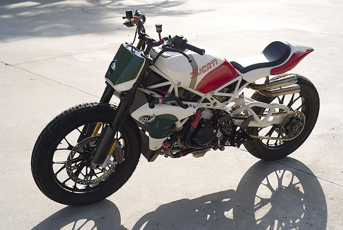 Bạn có biết mẫu xe nào dễ độ lên street tracker nhất