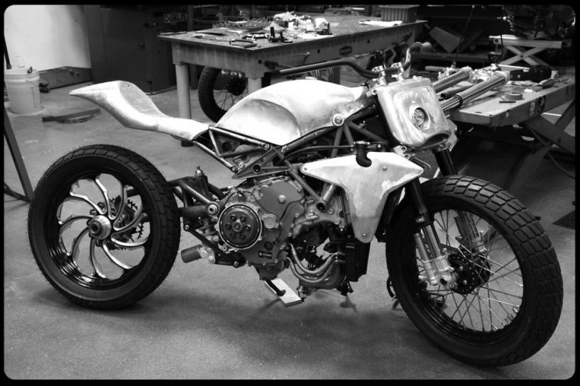 Bạn có biết mẫu xe nào dễ độ lên street tracker nhất
