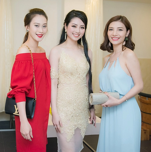 Vợ minh tiệp đọ sắc với hoa hậu dân tộc ngọc anh
