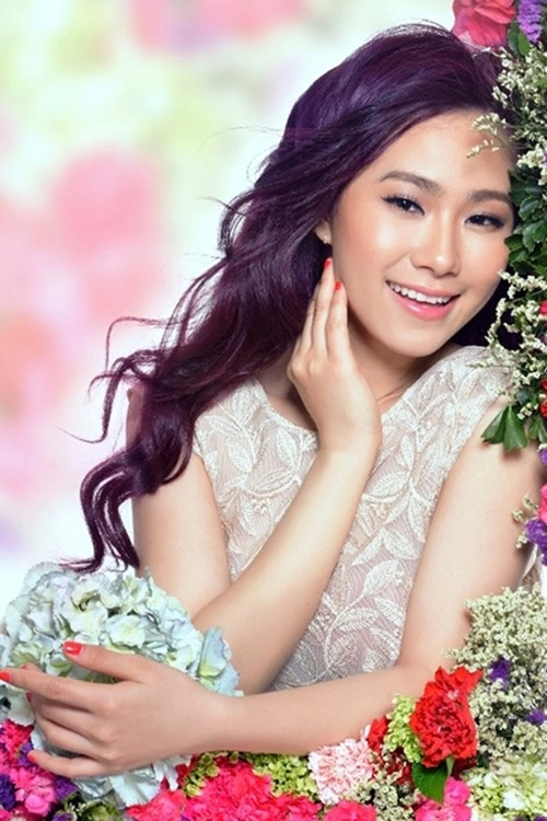 Các cô nàng mắt một mí hãy cười lên đi vì thời của chúng ta đã tới