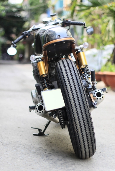Hình anh honda cb750 phong cách cafe racer