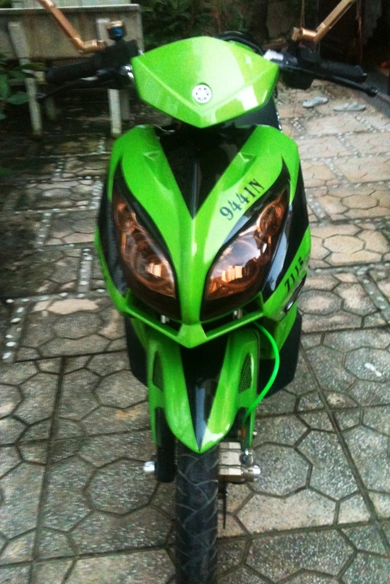 Yamaha nouvo độ áo cbr1000rr của sinh viên nha trang
