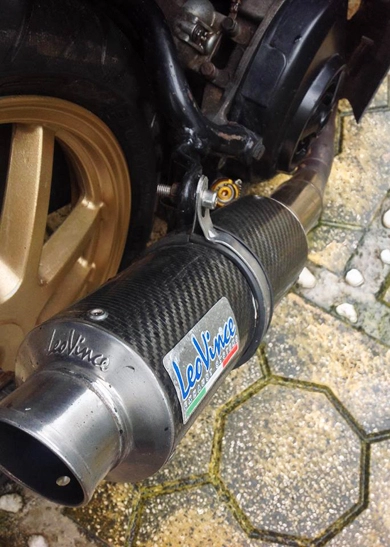 Yamaha nouvo độ áo cbr1000rr của sinh viên nha trang