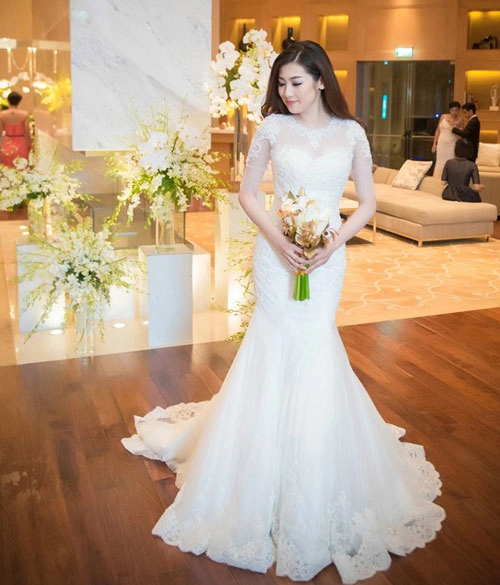 bí kíp tạo dáng với váy cưới của sao việt