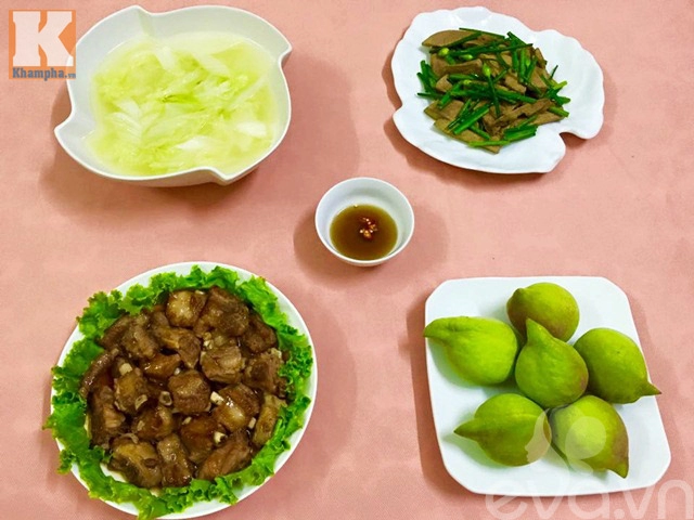Bữa cơm ít món nhưng đủ chất và thơm ngon