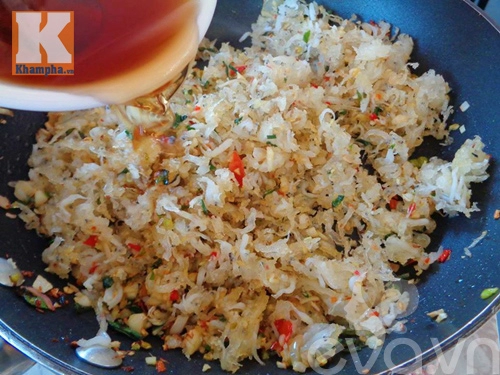 Cách làm cá ngần rim chua ngọt ngon cơm