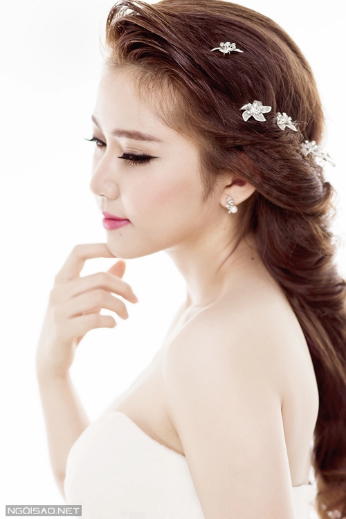 Những kiểu tóc cô dâu đẹp đơn giản cho mọi khuôn mặt