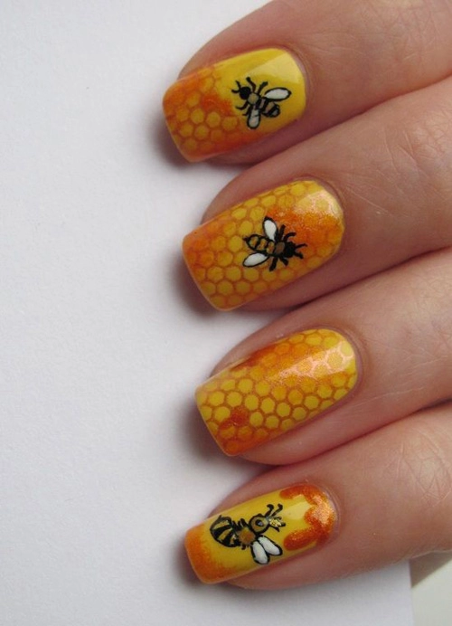 Những mẫu nail mát lạnh giúp bạn giải nhiệt những ngày nóng