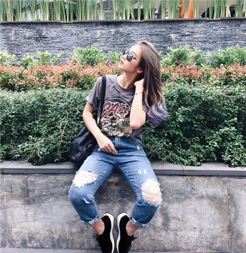 Denim xu hướng sẽ khiến con gái đứng ngồi không yên hè này