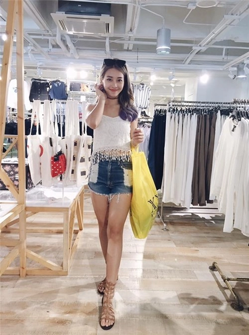 Denim xu hướng sẽ khiến con gái đứng ngồi không yên hè này