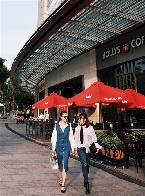 Denim xu hướng sẽ khiến con gái đứng ngồi không yên hè này