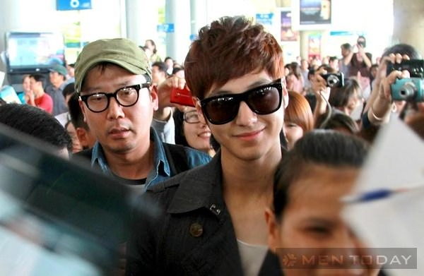 Kim bum trẻ trung và lịch lãm với kiểu tóc layer