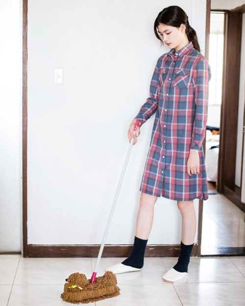 Vệ sinh chổi lau nhà sạch khuẩn thơm tho