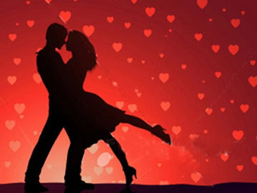 Hãy yêu từng giờ đừng chờ valentine