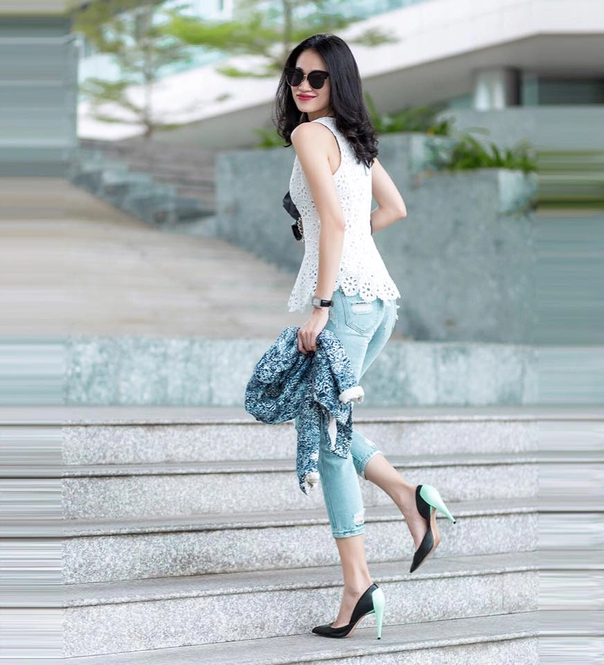 Áo pepluma bí kíp khoe dáng chuẩn của sao việt