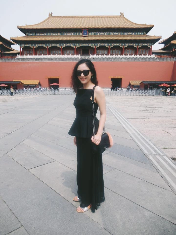 Áo pepluma bí kíp khoe dáng chuẩn của sao việt