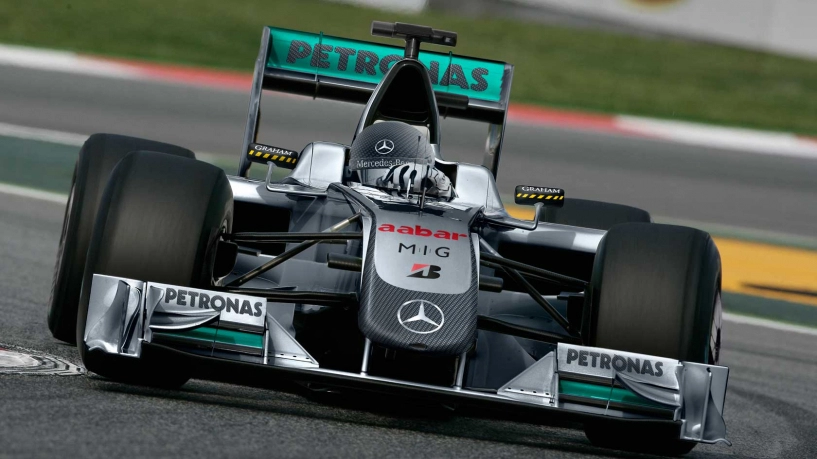 Hãng mercedes sắp giới thiệu xe đua f1 chạy trên phố