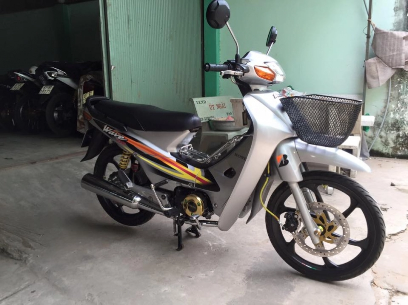 Hình ảnh honda wave độ kiểng nhẹ nhàng phong cách
