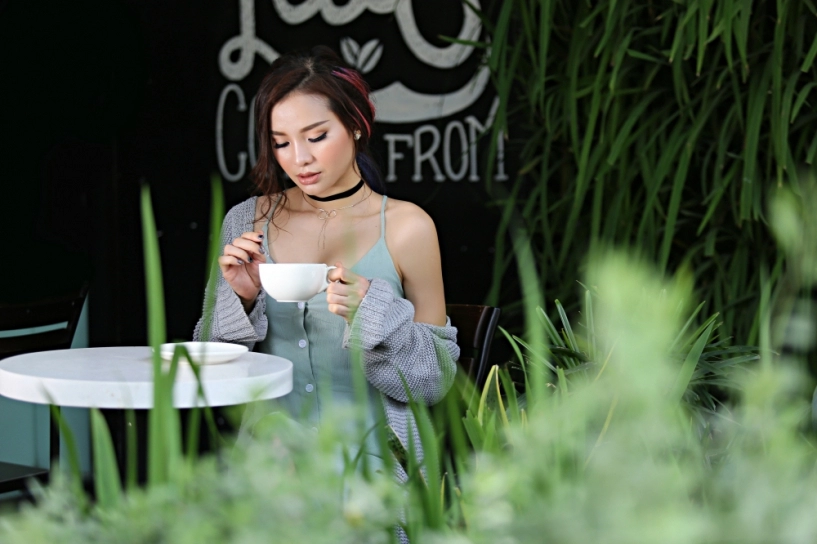 Người đẹp phương trinh jolie đón tuổi mới với hình ảnh gợi cảm