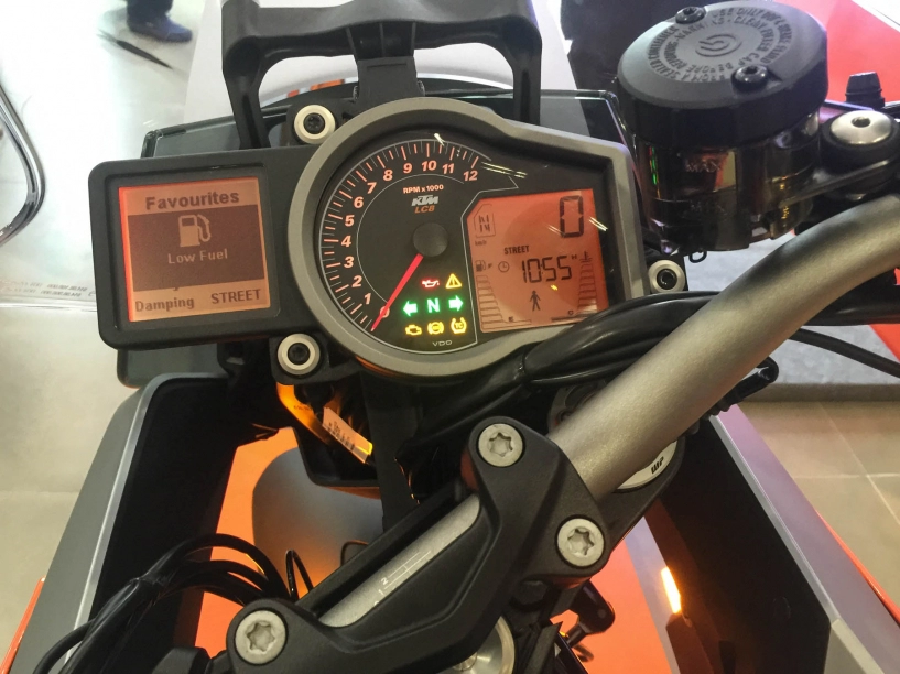 Siêu xế phượt ktm 1290 super duke gt