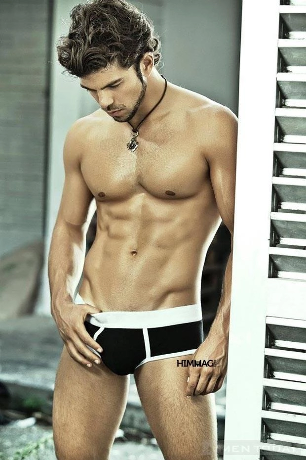 Sức hút từ những chiếc underwear nam
