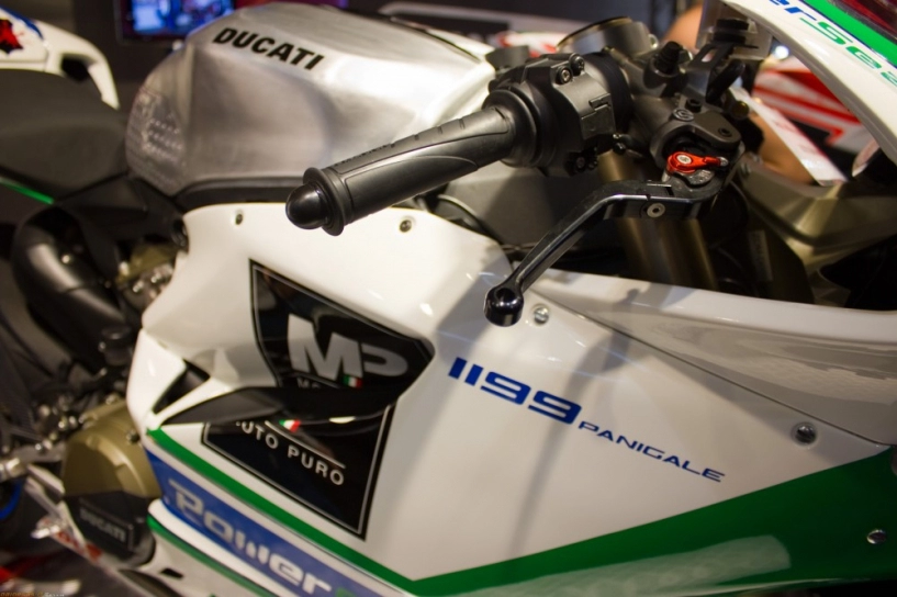 Chi tiết ducati 1199 panigale power seal racing team