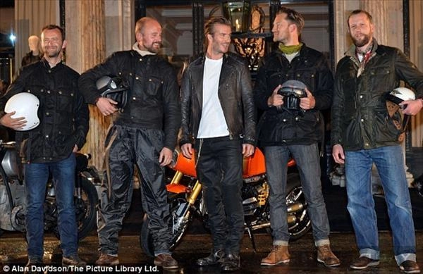David beckham nam tính với phong cách biker