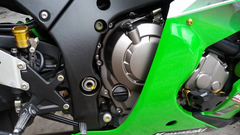 Hình ảnh kawasaki zx10-r trắng xanh long lanh