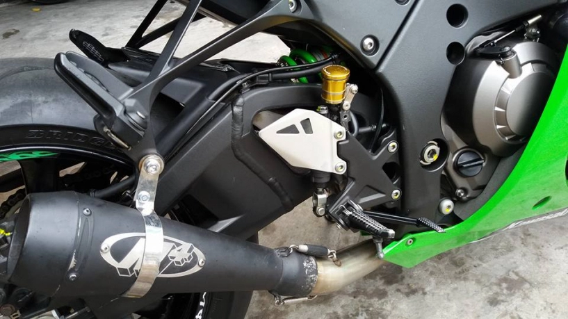 Hình ảnh kawasaki zx10-r trắng xanh long lanh