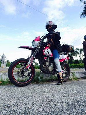 Kawasaki klx 250 độ pô akrapovic