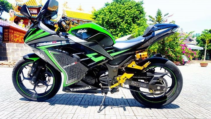 Ninja 300 phiên bản kỉ niệm 30 năm với vẻ đẹp ấn tượng