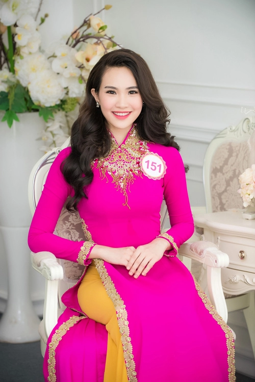 Những người đẹp bắn tiếng anh cực chuẩn của hoa hậu vn