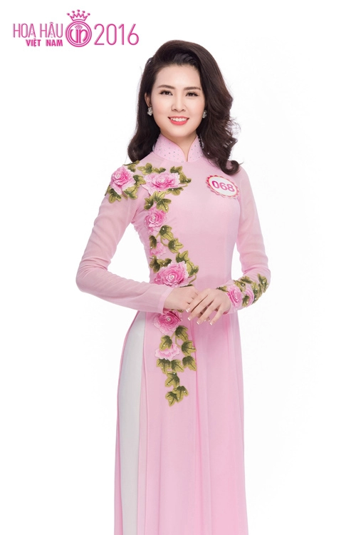 Những người đẹp bắn tiếng anh cực chuẩn của hoa hậu vn