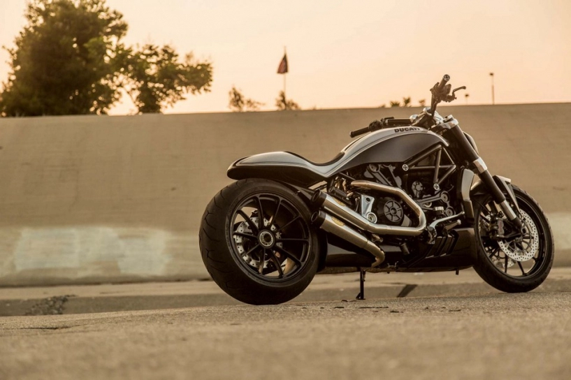Vẻ đẹp tuyệt vời của ducati xdiavel trong bản độ từ roland sands design