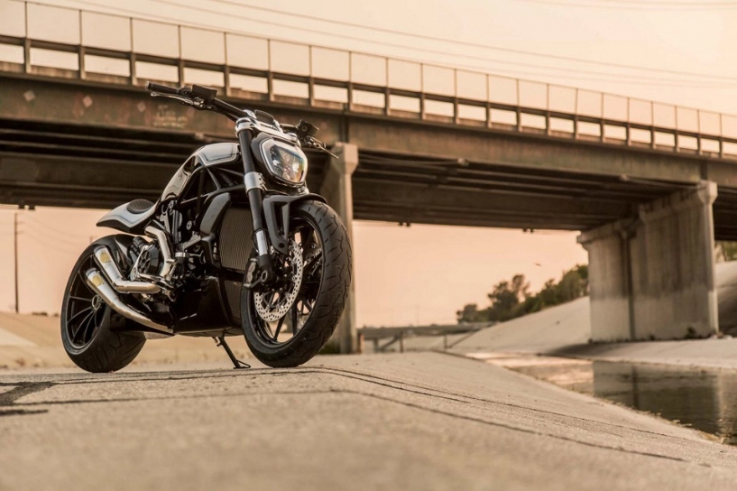 Vẻ đẹp tuyệt vời của ducati xdiavel trong bản độ từ roland sands design