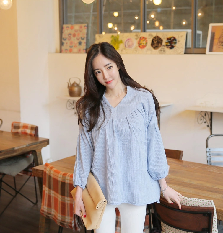 Áo sơ mi nữ tay dài phồng duyên dáng là tâm điểm