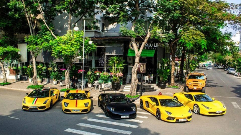 Dàn siêu xe khủng tụ họp hoành tráng tại sài gòn