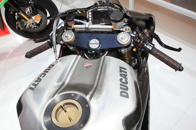 Ducati 1199 panigale rs13 - chiếc xế đua trên đường phố