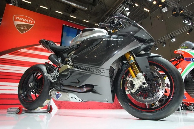 Ducati 1199 panigale rs13 - chiếc xế đua trên đường phố