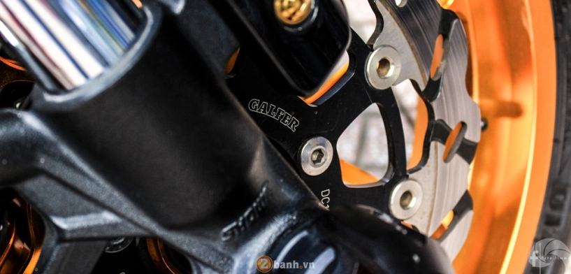 Kawasaki z1000 độ ấn tượng trong bộ cánh mới cùng đồ chơi hàng khủng