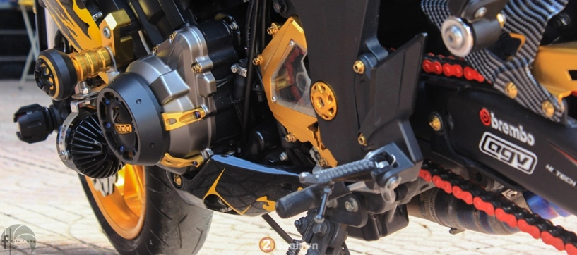 Kawasaki z1000 độ ấn tượng trong bộ cánh mới cùng đồ chơi hàng khủng