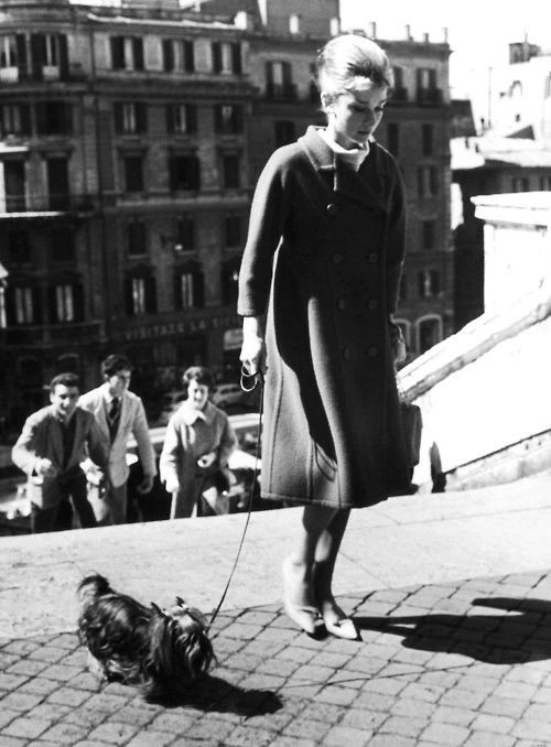 Loạt ảnh street style quý giá của audrey hepburn