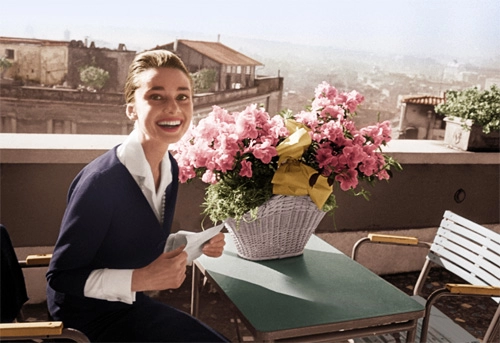 Loạt ảnh street style quý giá của audrey hepburn