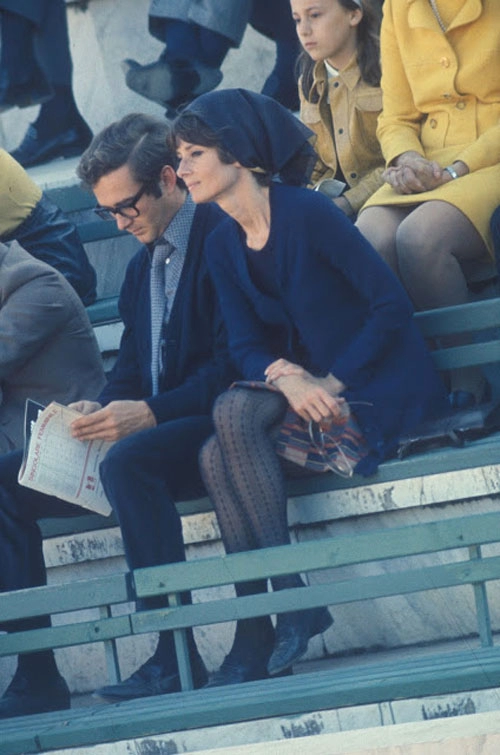 Loạt ảnh street style quý giá của audrey hepburn