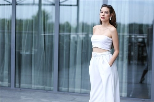 Mặc đẹp với 7 gợi ý phối đồ đơn sắc của lilly nguyễn