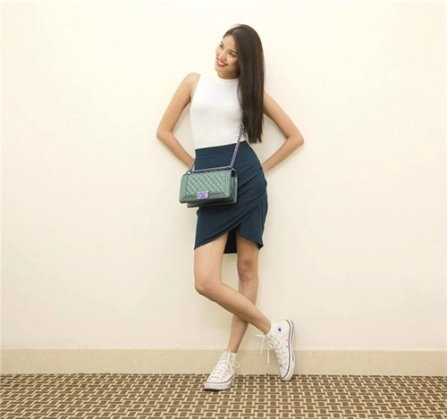 Mix đồ xuống phố thanh lịch như phương trinh hòa minzy
