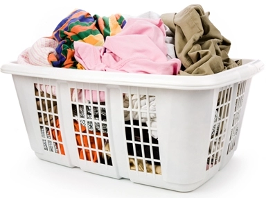 5 mẹo giúp mẹ giặt quần áo khô nhanh vào ngày mưa